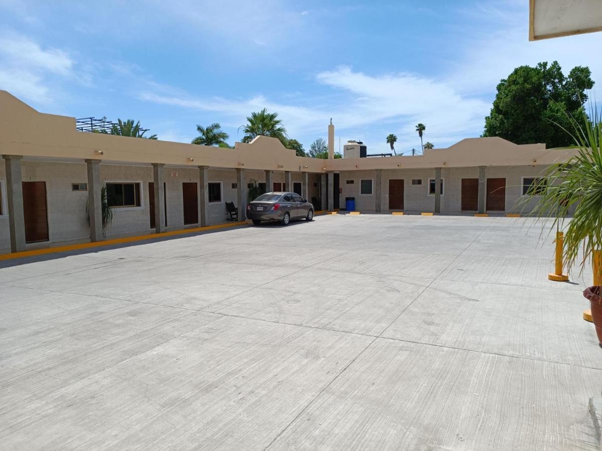 Hotel Romo Los Mochis Exteriér fotografie